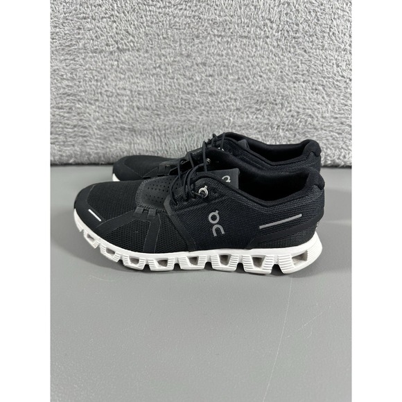 On Cloud 5 Shoes Womens 8.5 Black White Running‎ Athletic Tennis Sneaker - Picture 3 of 7